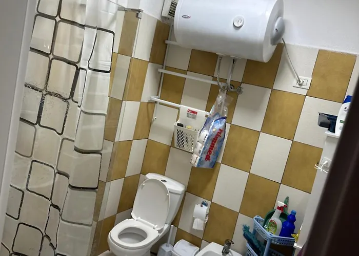 Vacations Apartment, 50 M From The Apartmán Golem (Tirana)